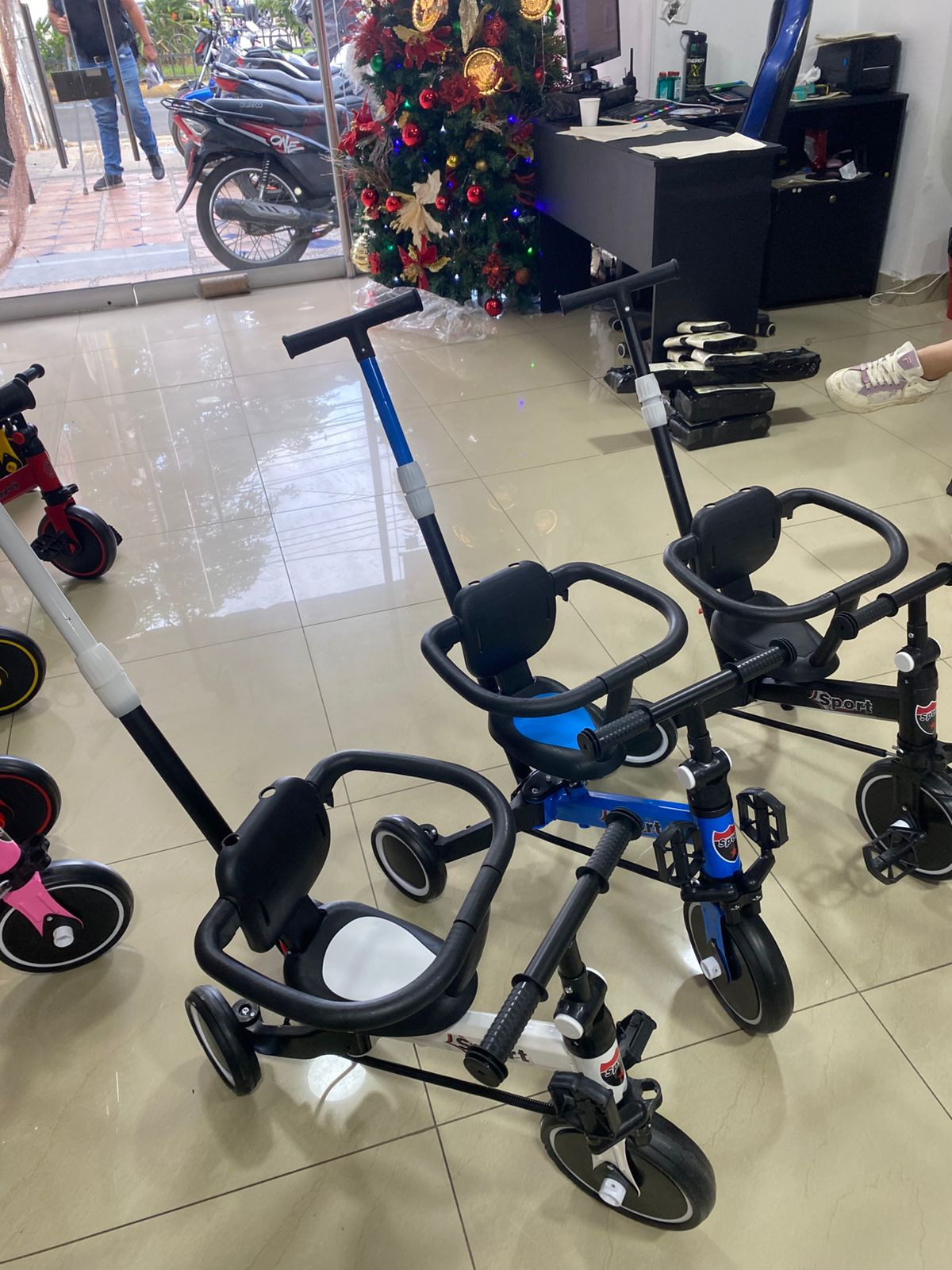 WhatsApp Image 2024-12-05 at 9.05.55 AM